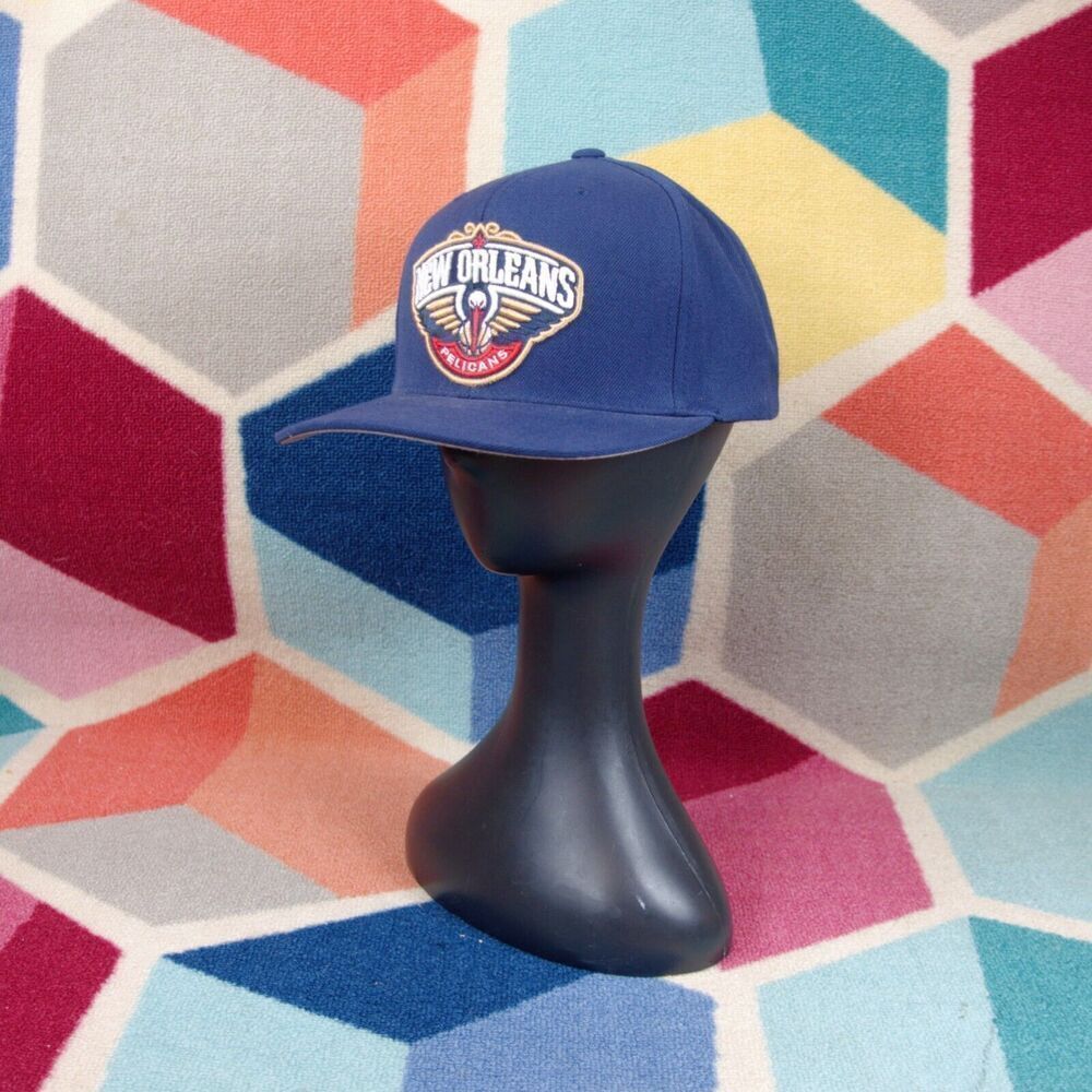 Mitchellโ&โ Ness New Orleans Pelicans Team Navy Blue Adjustable Strapback Hat